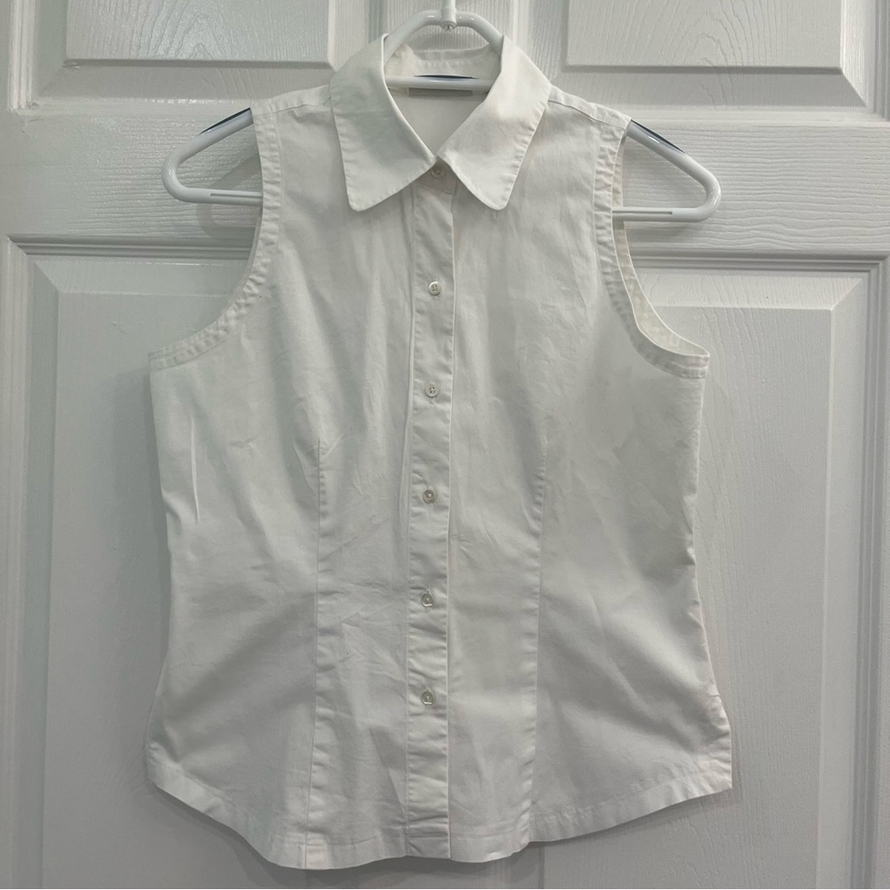 Banana Republic White Button Down Sleeveless Shirt